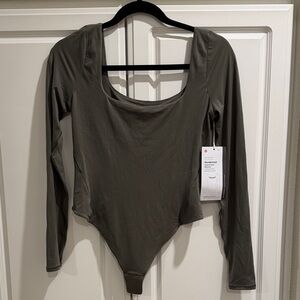 Lululemon Square Neck Bodysuit Size M Wundermost